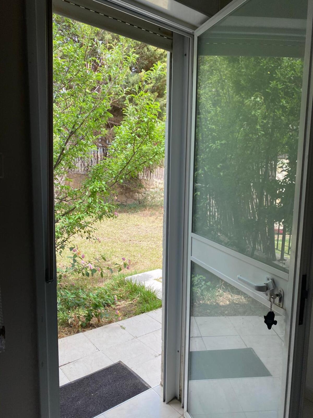 Ferienwohnung דירת גן מרווחת במיקום מעולה עם נטפליקס חינמי Ma'ale Adumim Exterior foto