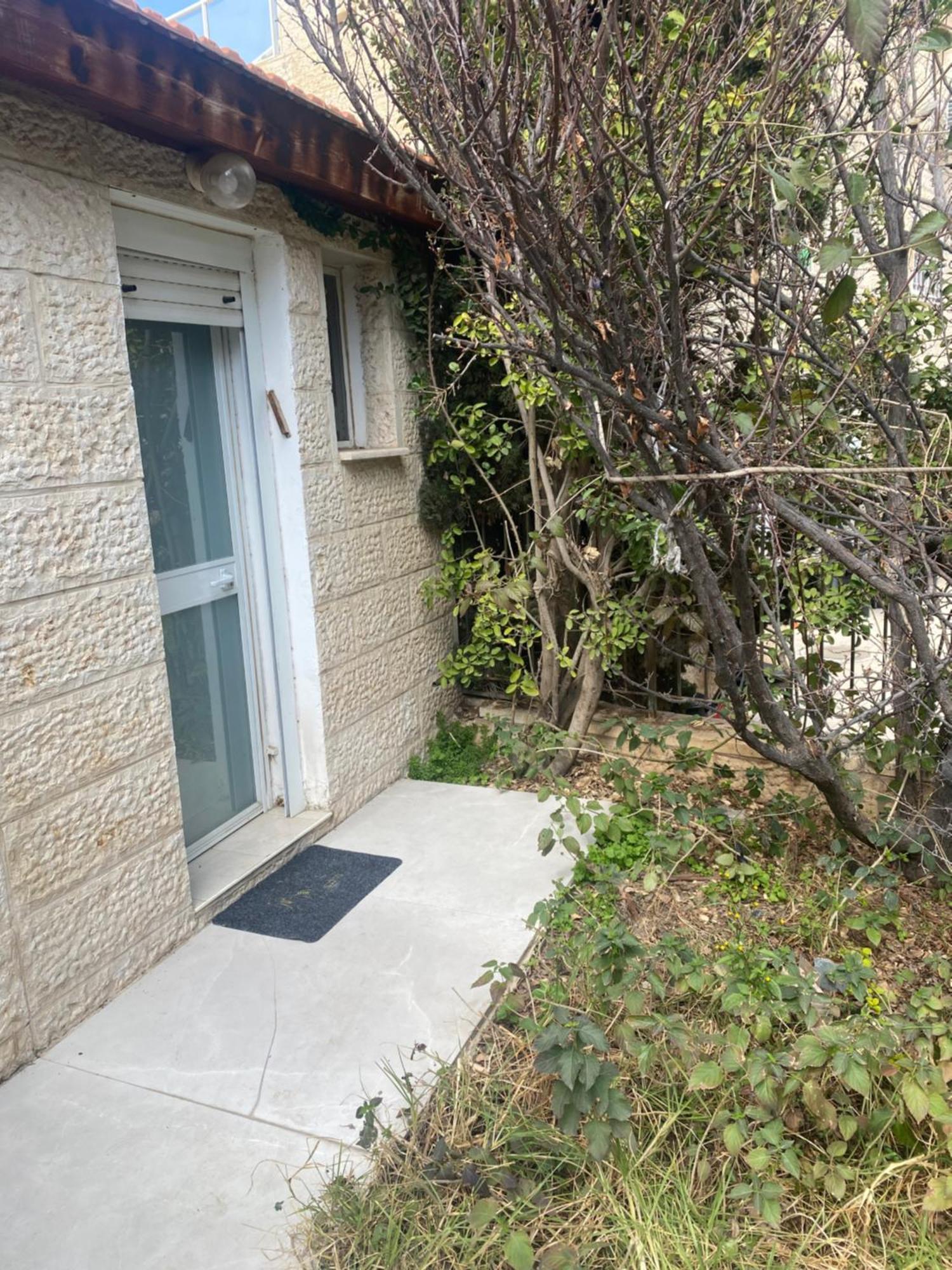 Ferienwohnung דירת גן מרווחת במיקום מעולה עם נטפליקס חינמי Ma'ale Adumim Exterior foto